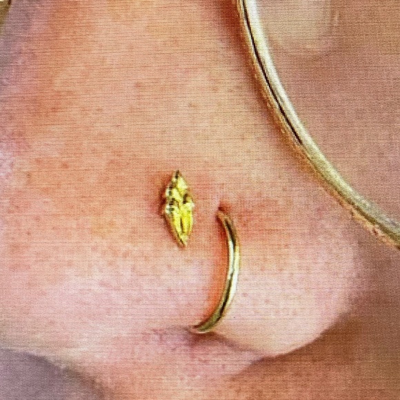 Mushroom Threadless End, 18k Yellow Gold, Mystic Mushroom - Picture 2 of 4